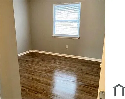 2 bed, $895 — Photo 3