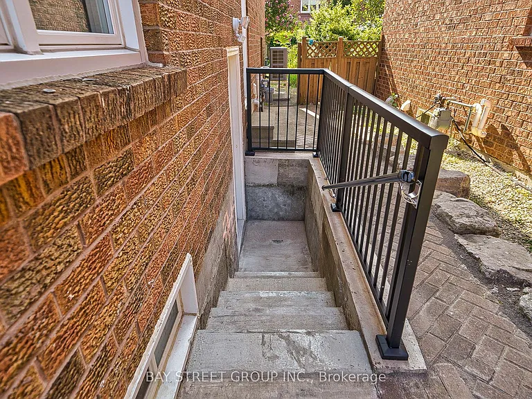 169 Killian Rd #A — Photo 5