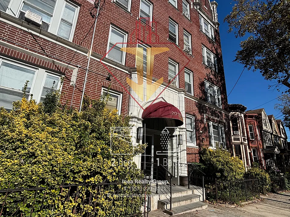 20 Emory St #207
