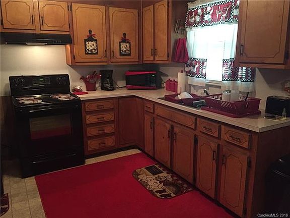3rd image of 1224 Green Circle Dr