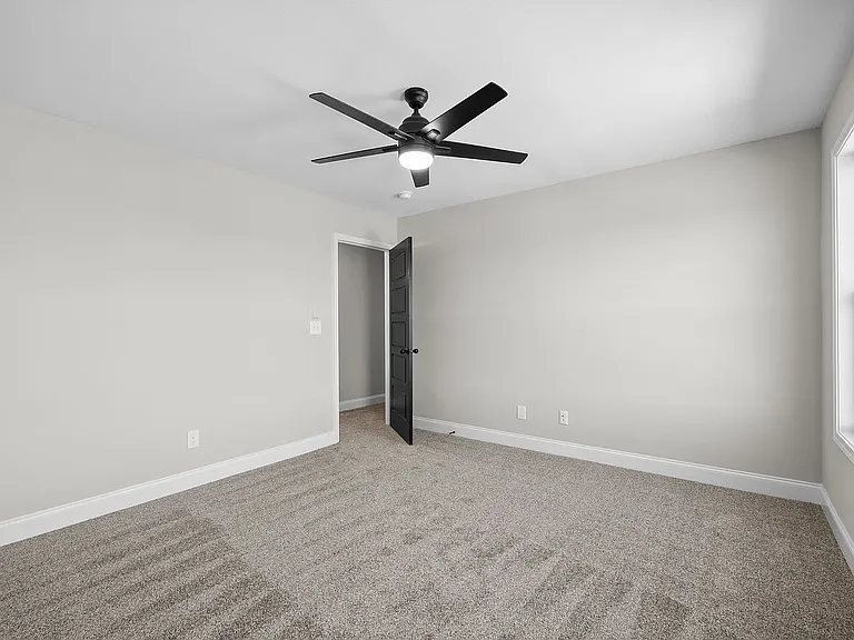 248 Bluebell Dr — Photo 43