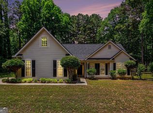 35 Wenham Ln, Sharpsburg, GA 30277