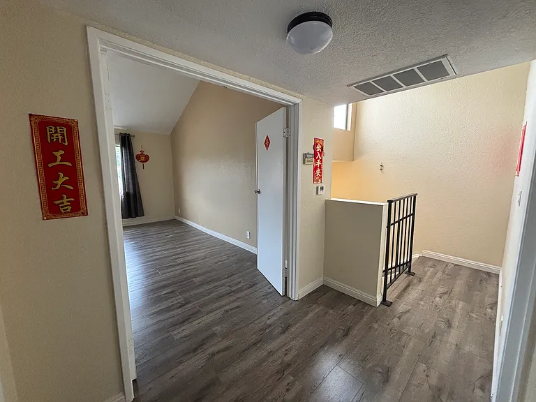 1030 S Garfield Ave — Photo 12