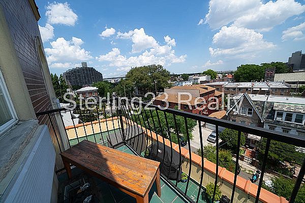 1st image of 27-16 12th St #F5