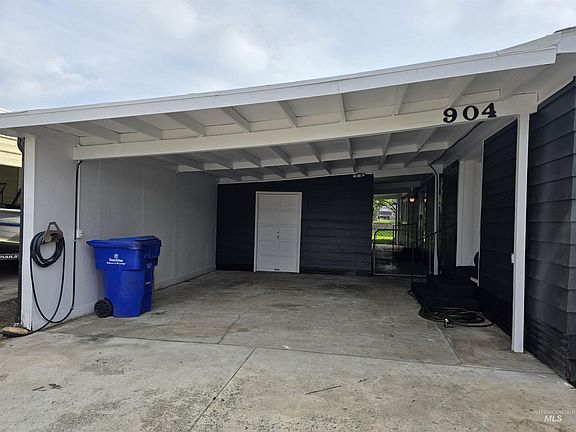 4th image of 904 Hawthorne St