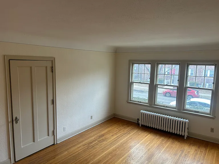 3519 Emerson Ave S #101 — Photo 6