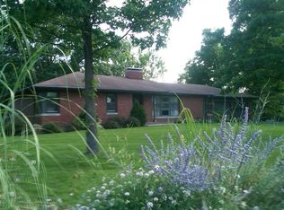 2112 Valley View Rd, Columbia, MO 65201