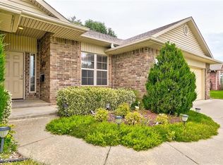 2402 Whispering Pine Blvd, Shawnee, OK 74804
