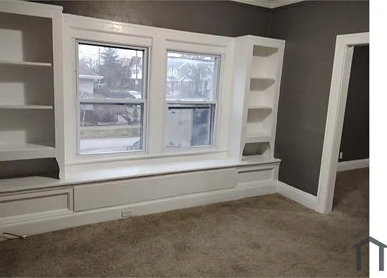 2 bed, $900 — Photo 2
