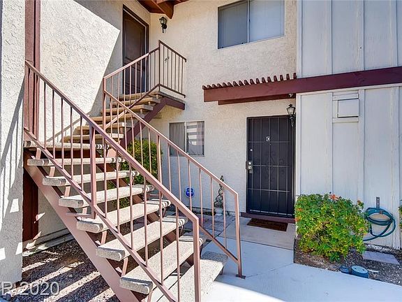 2nd image of 2349 Wooster Cir Unit C