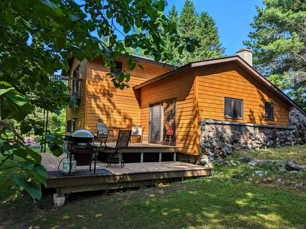 W6123 Hoefferle Rd, Park Falls, WI 54552