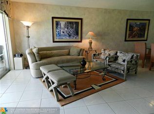 2900 N Palm Aire Dr APT 210, Pompano Beach, FL 33069