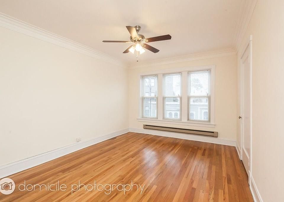 1st image of 2512 N Lincoln Ave