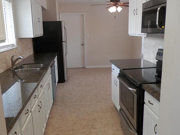 Nice updated Kitchen all new appliances