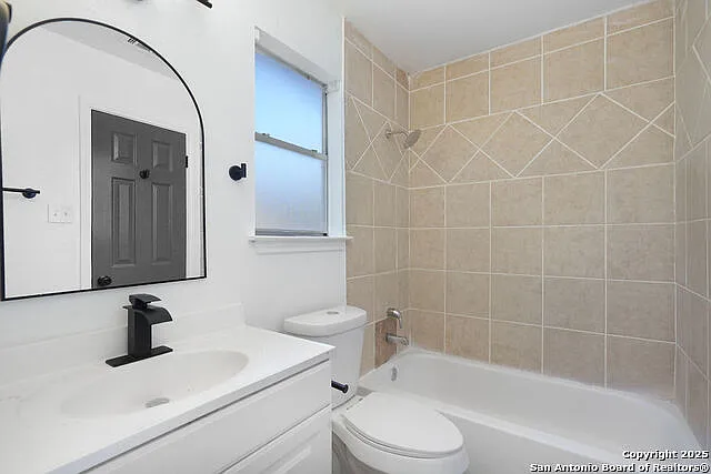 7923 Santa Catalina — Photo 14