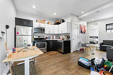 115 Roebling Street, #5