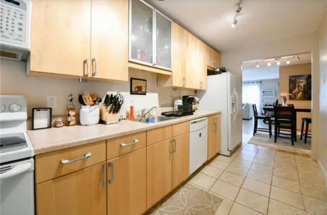 1 bed, 770 sqft, $1,695 — Photo 1