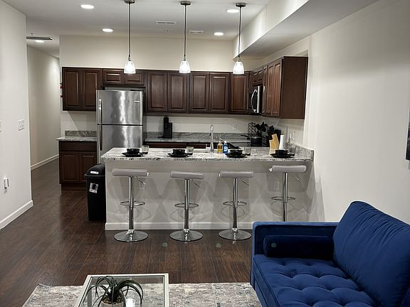 5th image of 6005 Eads St NE APT 1
