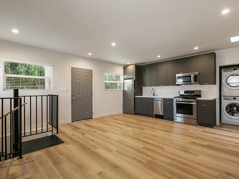 1782 S Rimpau Blvd #1782 — Photo 4