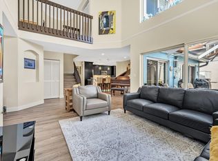 1025 Silverbell St, Hollywood, FL 33019