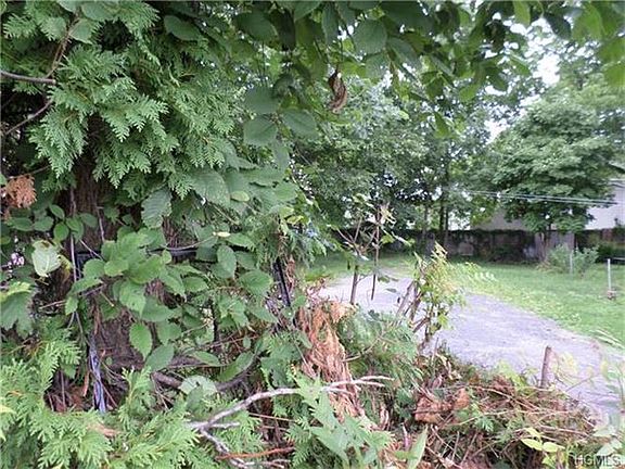 5th image of 275 E Main St