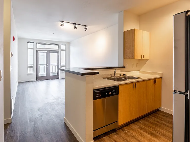 The Shelby Apartments — Photo 41