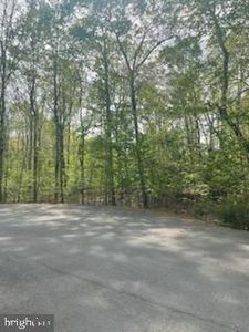 5400 Mollys Gln, Mineral, VA, 23117