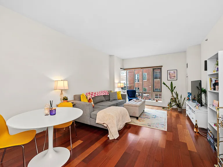 17 Otis St #307 — Photo 4