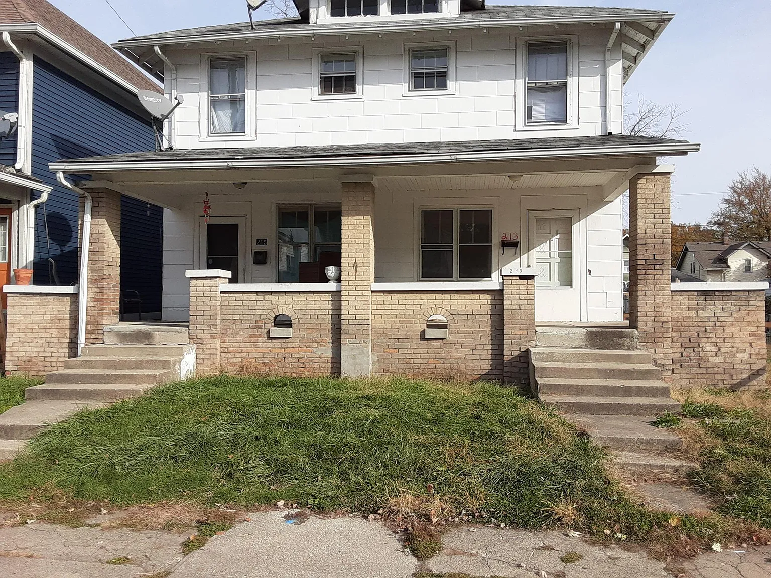 213 N Gray St photo 1