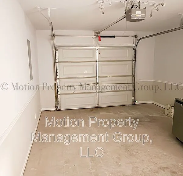 6920 Northside Dr #C — Photo 2