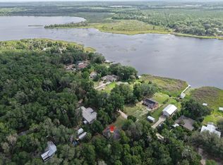 173 Little Orange Lake Dr, Hawthorne, FL 32640
