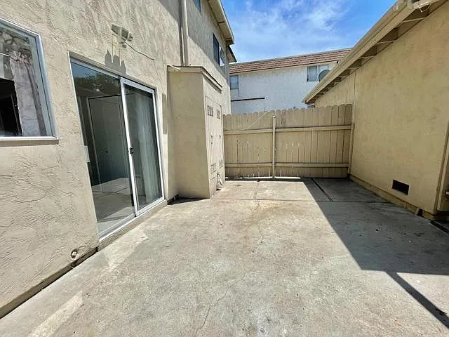 8259 Roy St — Photo 18