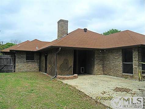 3rd image of 1929 Ashley Dr