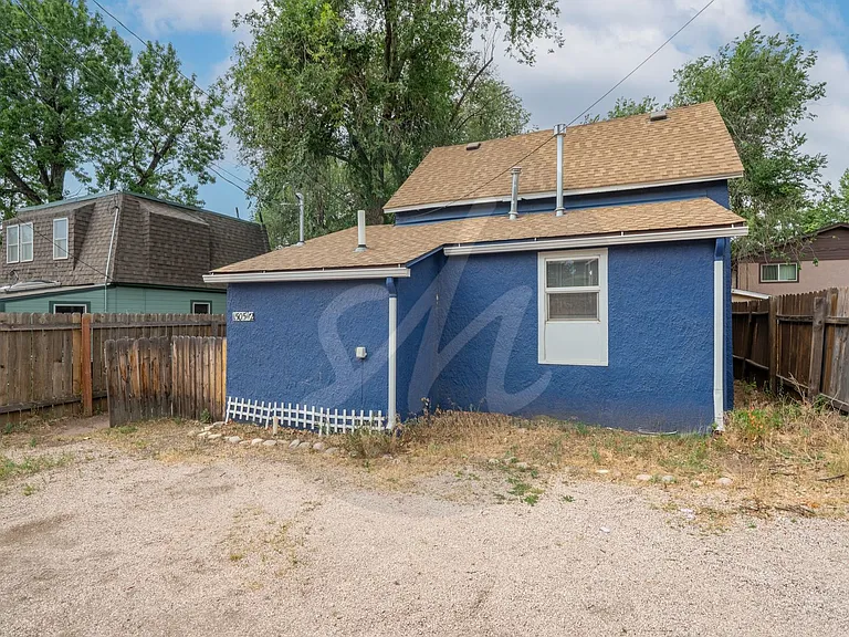 1505 N Corona St — Photo 14