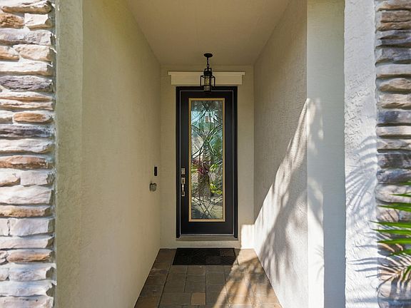 4th image of 7314 SW KANTNER Drive