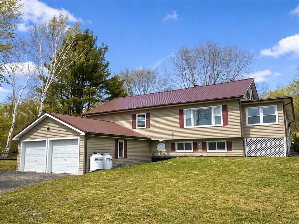 1st image of 104 Brunner Rd