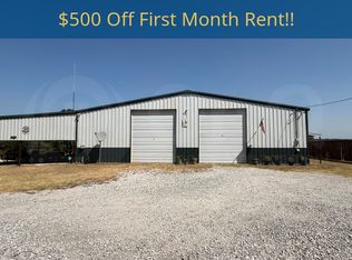 925 Jennings Ln, Azle, TX 76020