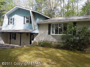229 Pensyl Creek Rd, Stroudsburg, PA 18360
