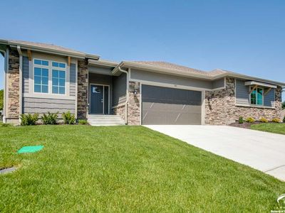 307 N Parker Cir, Lawrence, KS, 66049