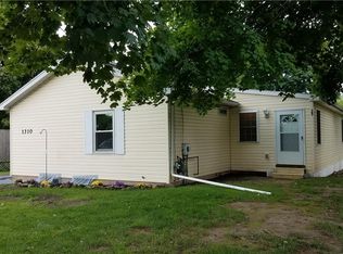 1310 Penfield Center Rd, Penfield, NY 14526