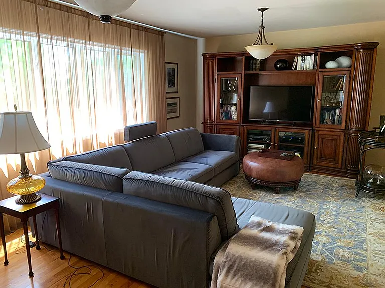 126 Hawthorne Ave — Photo 4