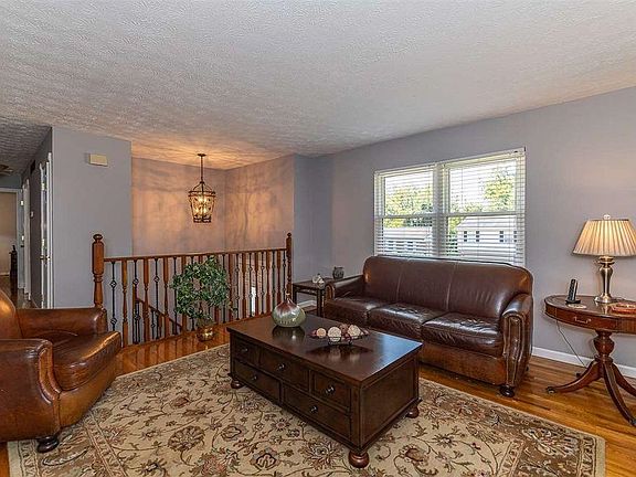 2nd image of 3451 Misty Creek Dr