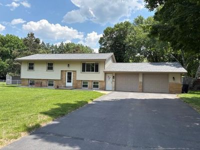 11724 Virginia Ave N, Champlin, MN, 55316