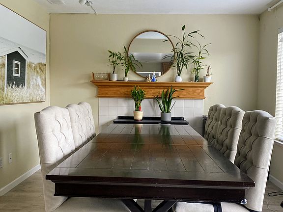 3rd image of 2585 Britt Way