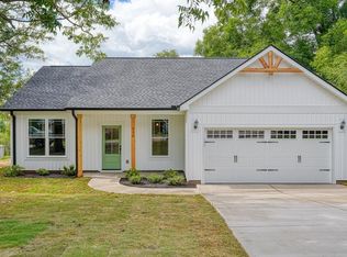 330 Sunset Dr, Pacolet, SC 29372