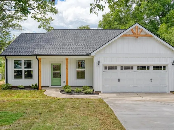 330 Sunset Dr, Pacolet, SC 29372