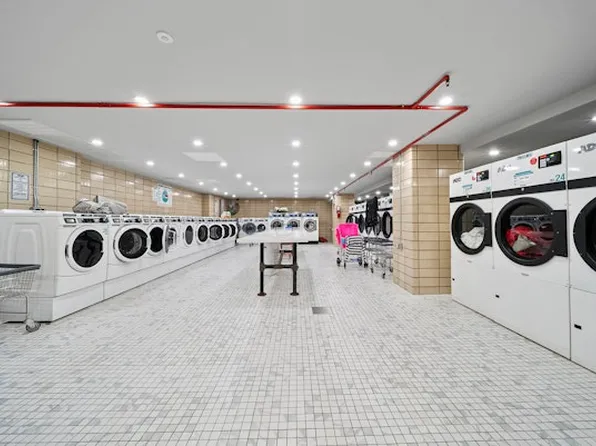 370 East 76th Street image 6 of 9