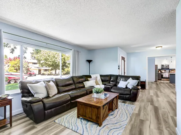 6904 Somerville Way, Fair Oaks, CA 95628