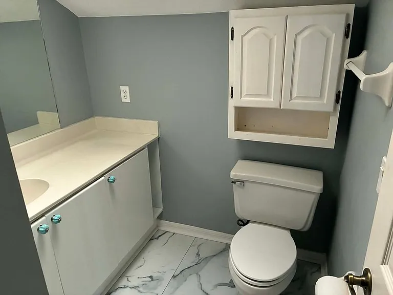 1930 Westminster Cir #2 — Photo 11