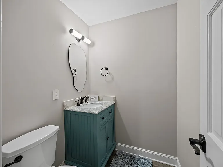 7322 Swansea Ln — Photo 4